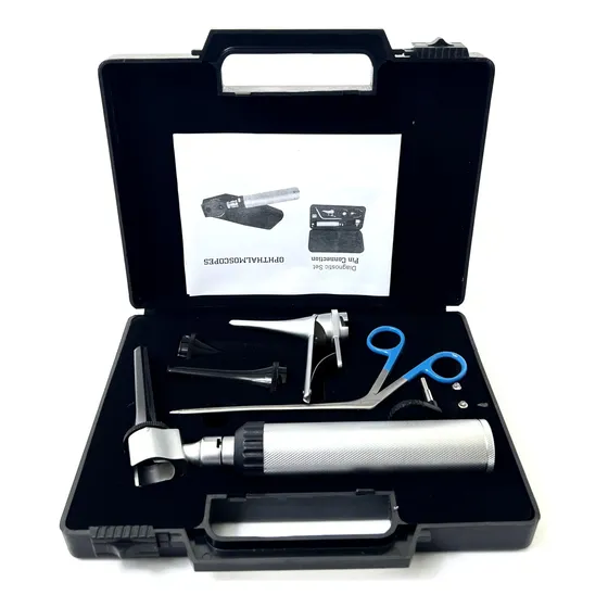 Kit De Otoscopio Con Pinzas Cocodrilo Y Bulbos Veterinario